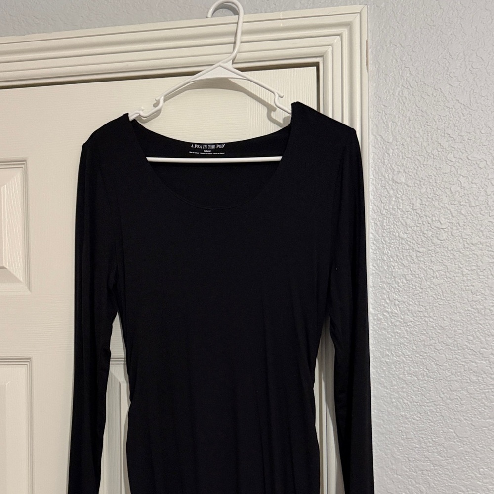 A Pea in the Pod Black Long Sleeve Scoop Neck Maternity Dress